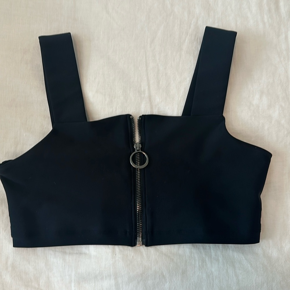 Alo fast bra size medium black